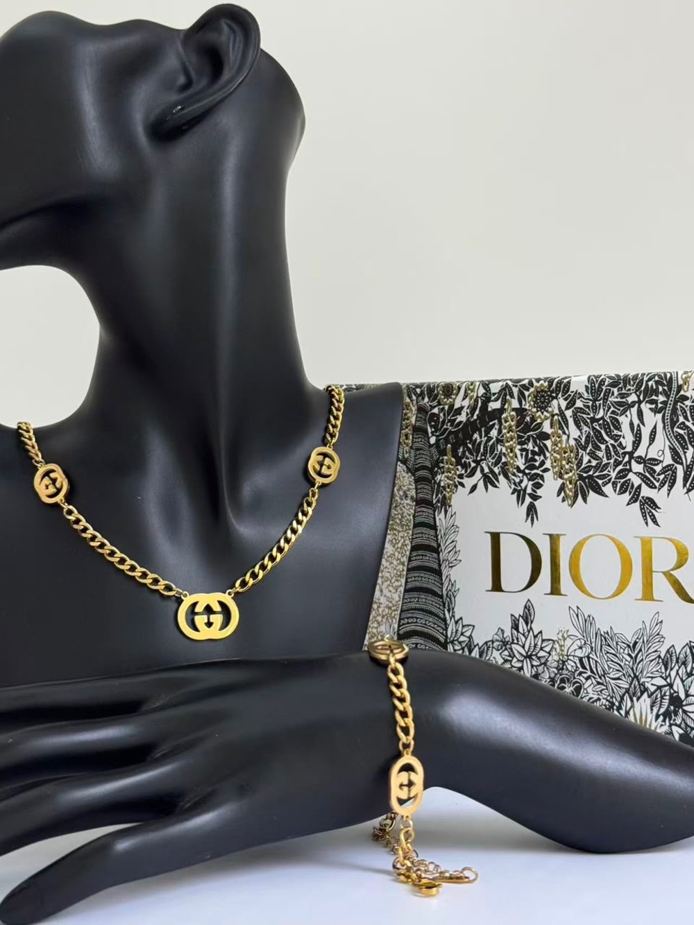 Gold Logo Link Necklace and Bracelet Set - Designer Style